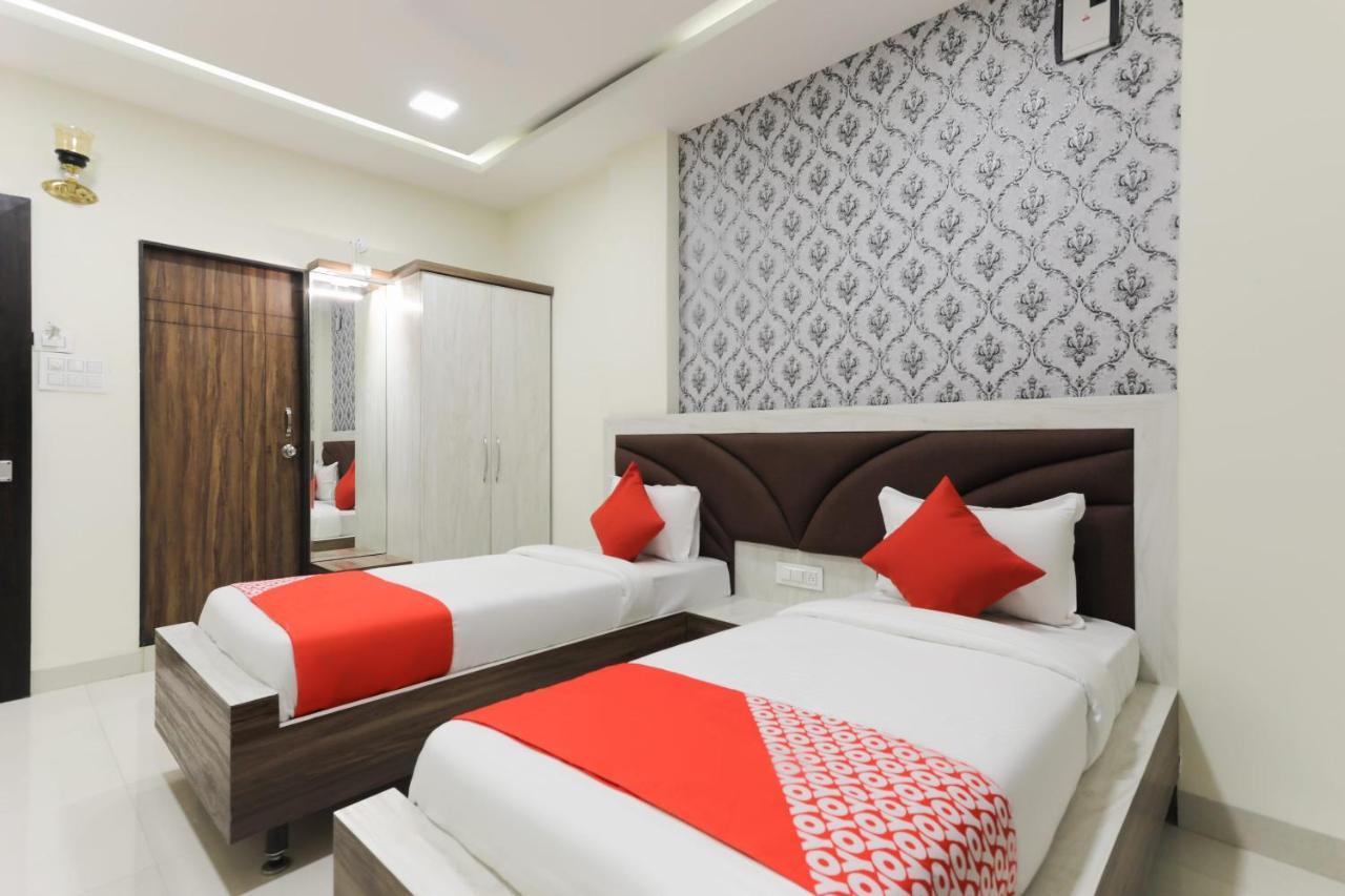 Oyo 60577 Sukhmani Residency Hotel อินดอร์ ภายนอก รูปภาพ